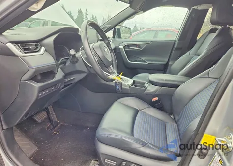 2020 Toyota Rav4 Hybrid Xse z USA, uszkodzony, nr VIN 2T3EWRFV8LW060507